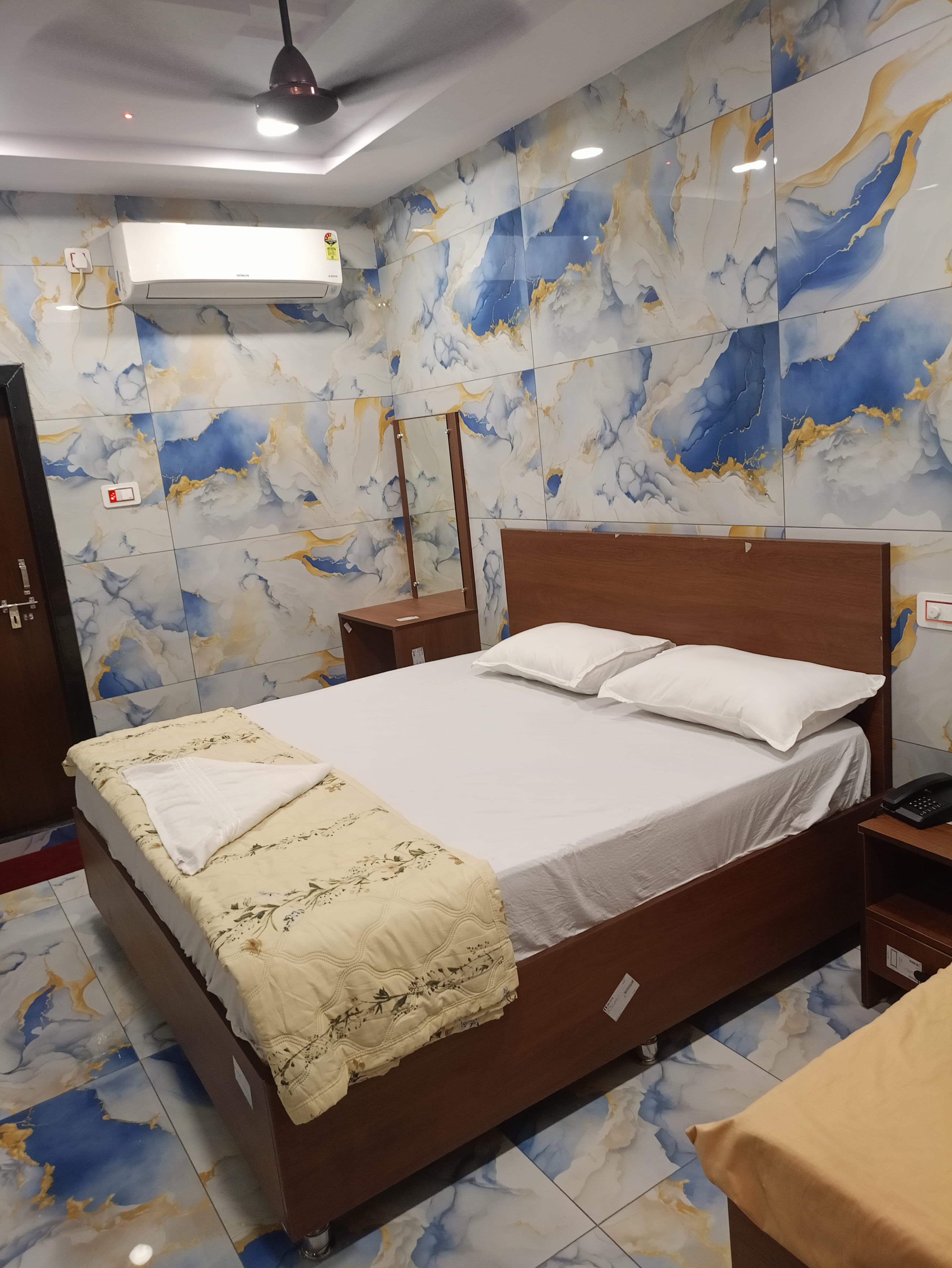 Punnami hotels bcm ac gallery image