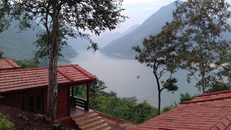 RAJAHMUNDRY TO PAPIKONDALU NIGHT STAY (At Wooden Cottages) 2 DAYS PACKAGE