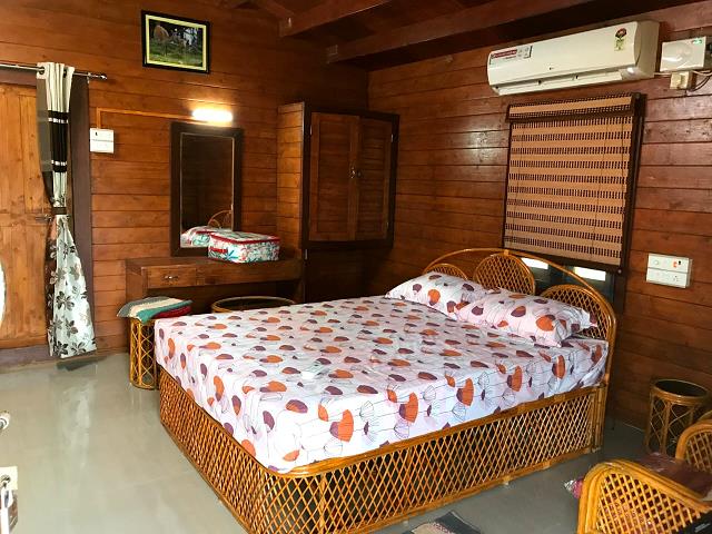 RAJAHMUNDRY TO PAPIKONDALU NIGHT STAY (At Wooden Cottages) 2 DAYS PACKAGE