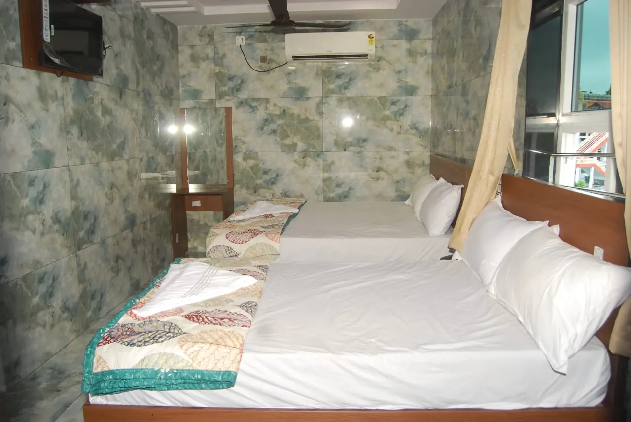 Sri Ravi Sai Residency photo 7