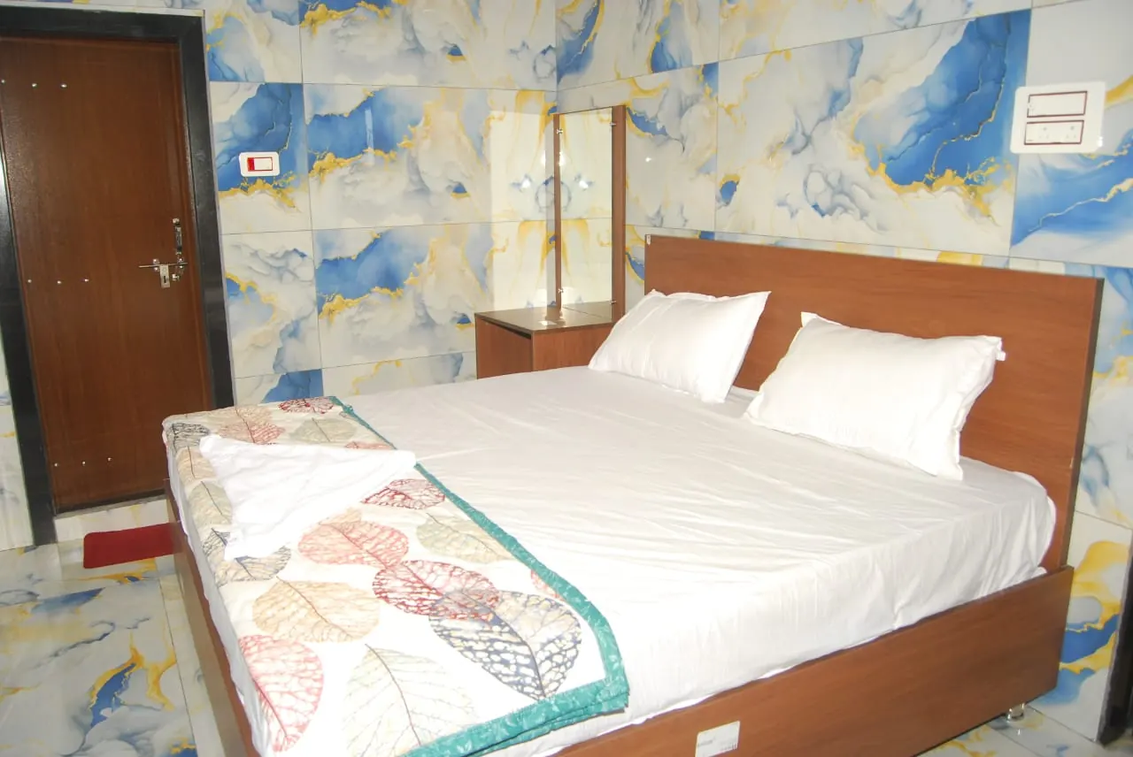 Sri Ravi Sai Residency photo 5