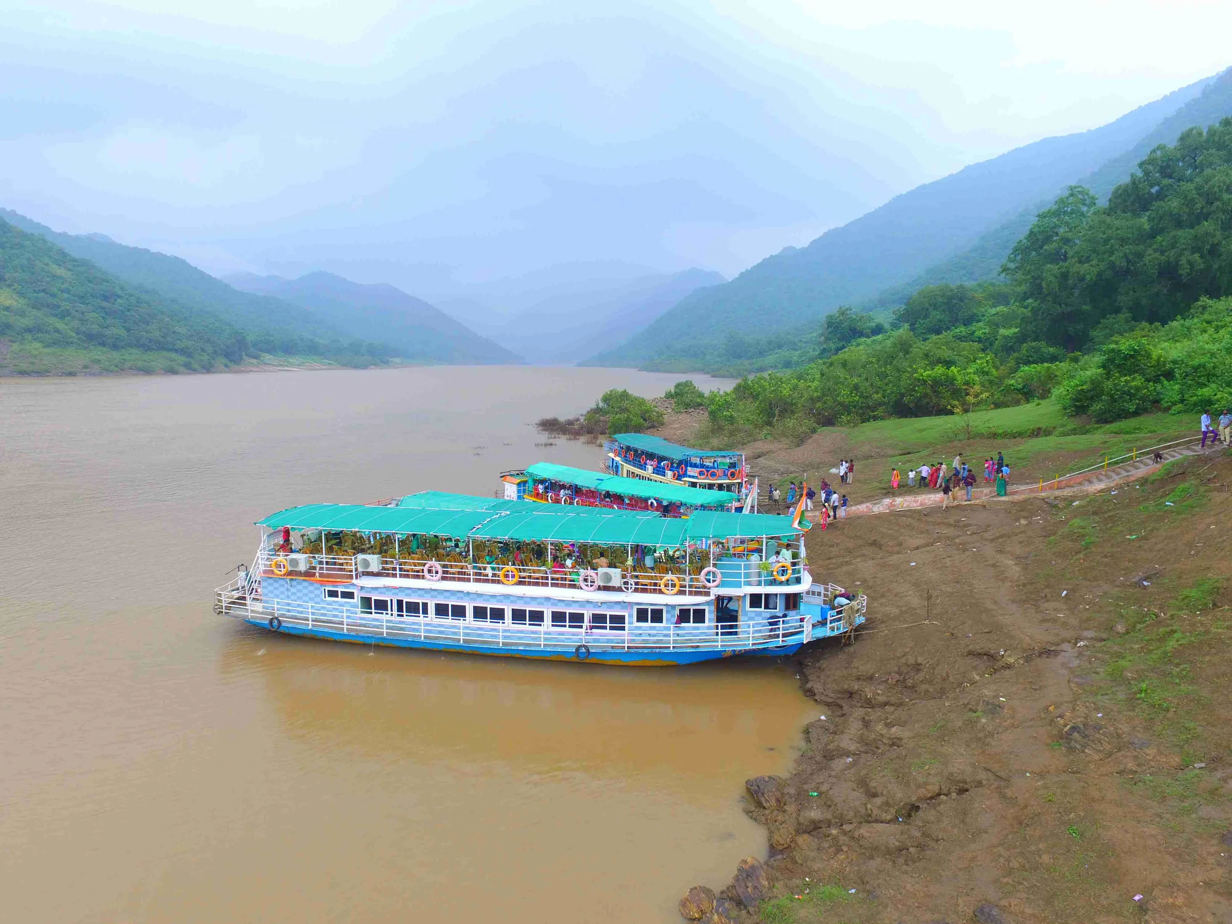 TS Boat Tourism